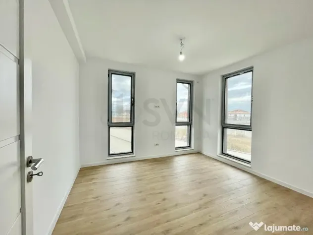Casa cu 5 camere tip duplex