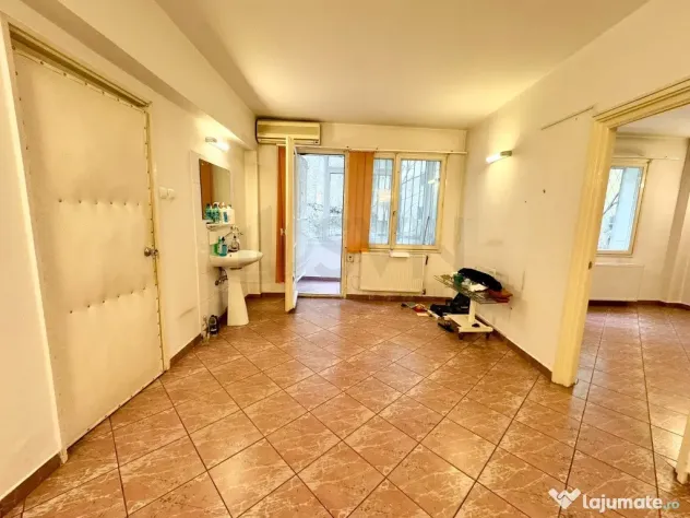 Oportunitate 3 camere - 2 Grupuri Sanitare I Piata Kogaln...