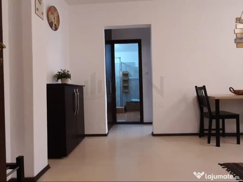 2 Camere Aviatiei