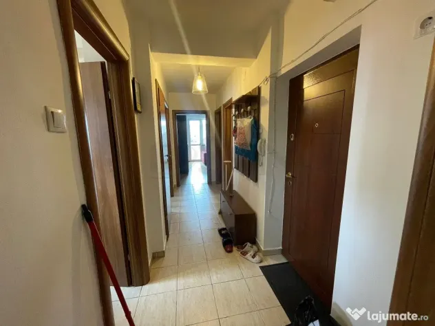 APARTAMENT CU 4 CAMERE
