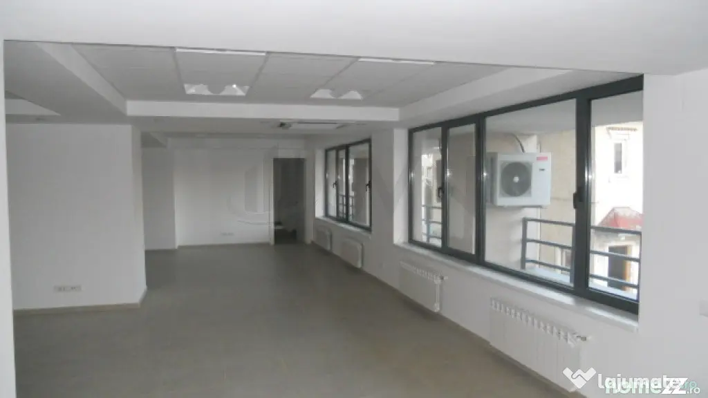 Spatiu showroom PARTER si MEZANIN