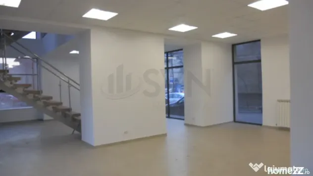 Spatiu showroom PARTER si MEZANIN