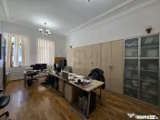 Spatiu comercial 5 camere birouri l Ultracentral