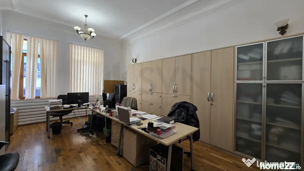 Spatiu comercial 5 camere birouri l Ultracentral