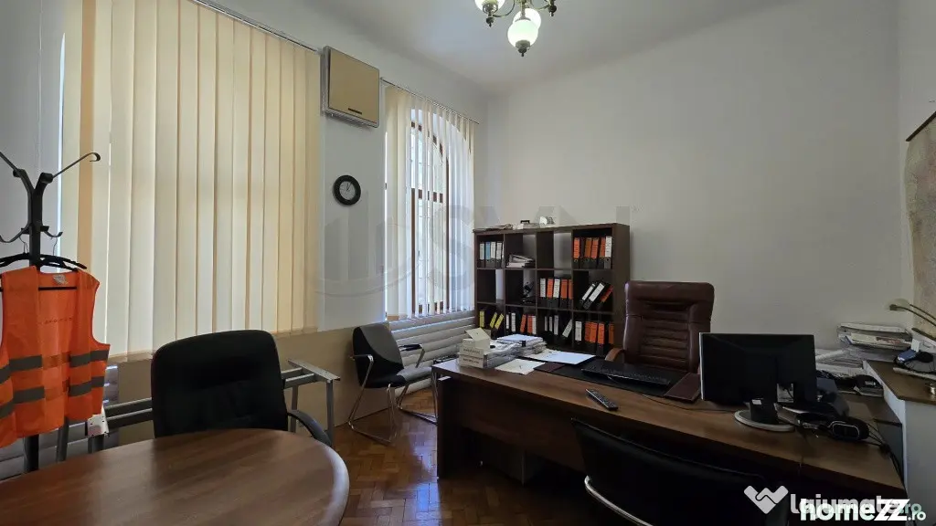 Spatiu comercial 5 camere birouri l Ultracentral