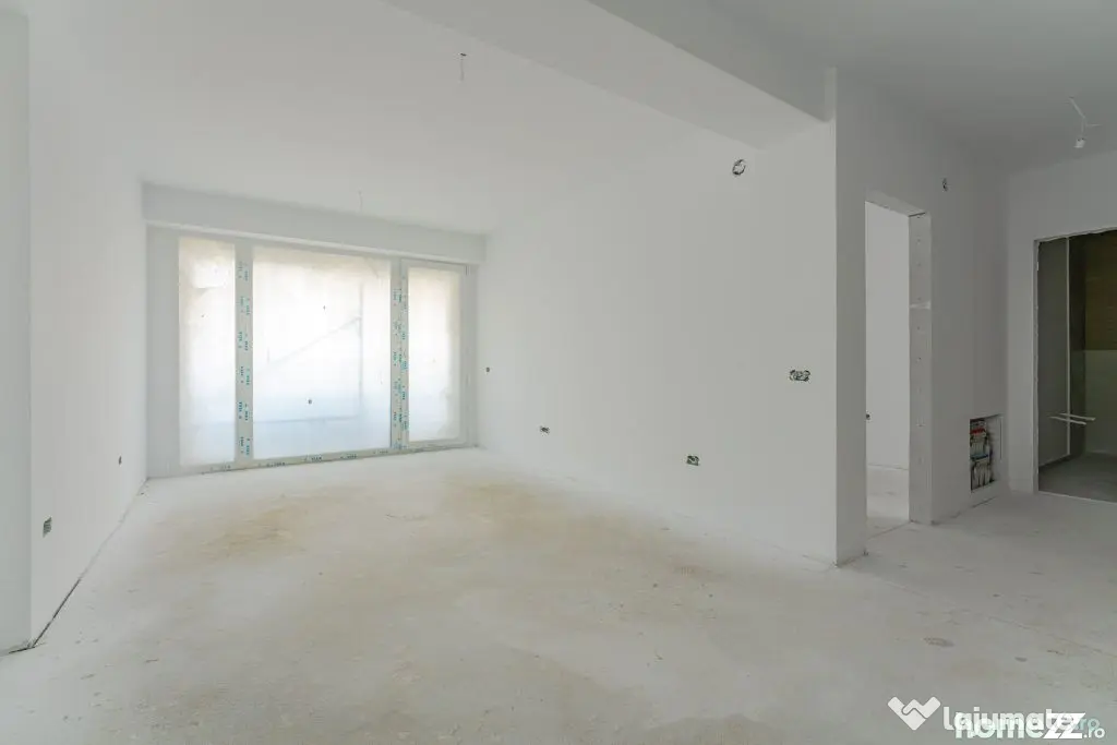 Vânzare Studio 43 mp | Balcon Generos | Predare Septembr...