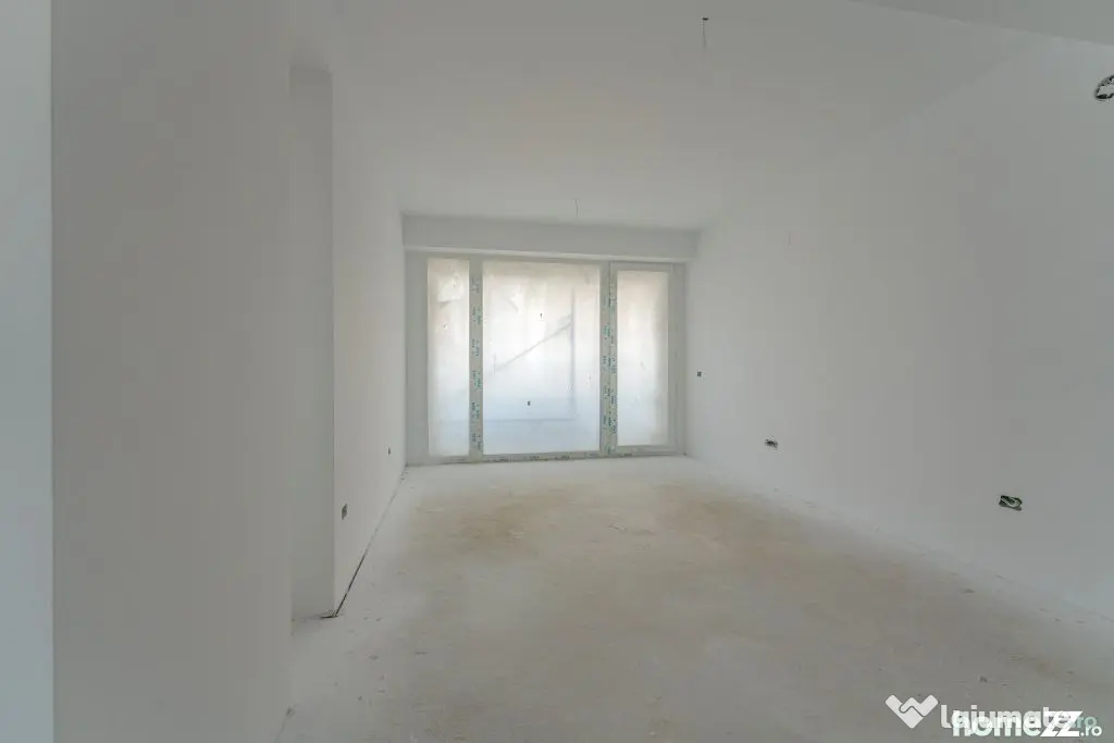 Vânzare Studio 43 mp | Balcon Generos | Predare Septembr...
