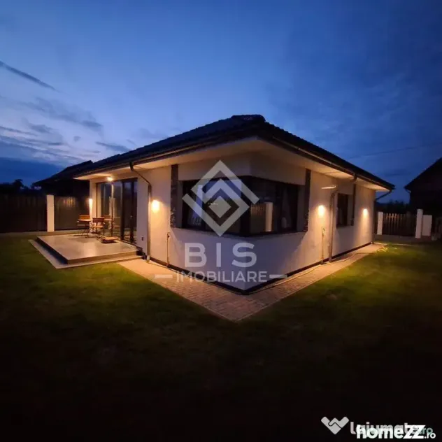 Casă la cheie,, 3 dormitoare- curte privată | Zona Vale...