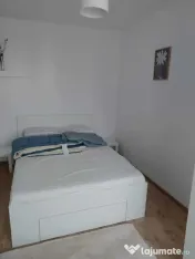 Apartament Cu 2 Camere Zona George Enescu