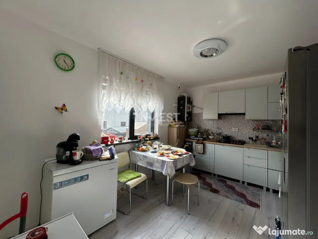 CASA PREMIUM, 4 CAMERE, 2 BAI, CARTIER ASTORIA-LUNCA CETATUI