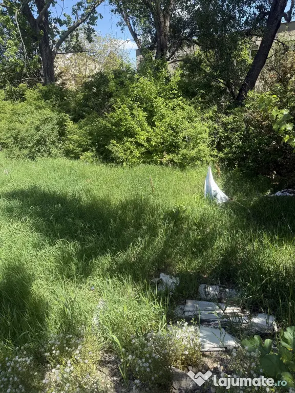 Vând teren zona Deva – loc liniștit, acces bun, utilități aproape, 942mp