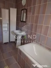 Casa individuală de închiriat | 3 camere | Curte | Terasă 