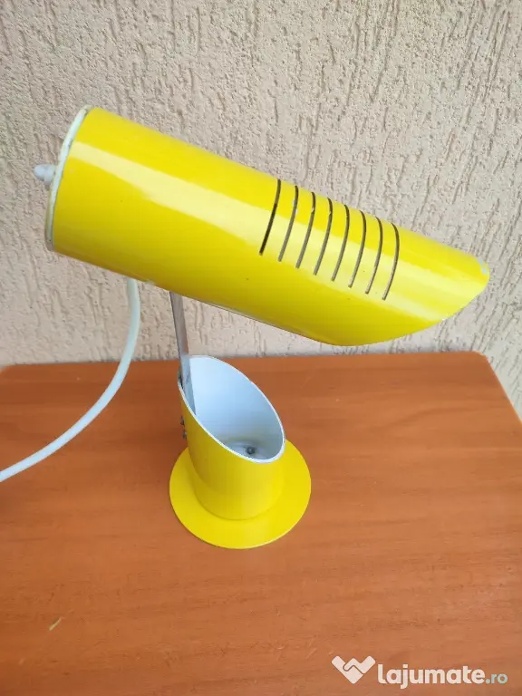 Veioză space age pliabilă