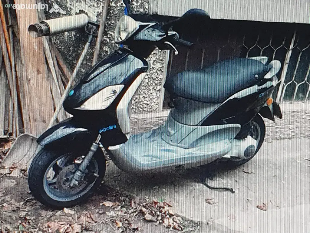 Scuter Piaggio fly 150 4t cu carte RAR ITP și fiscal