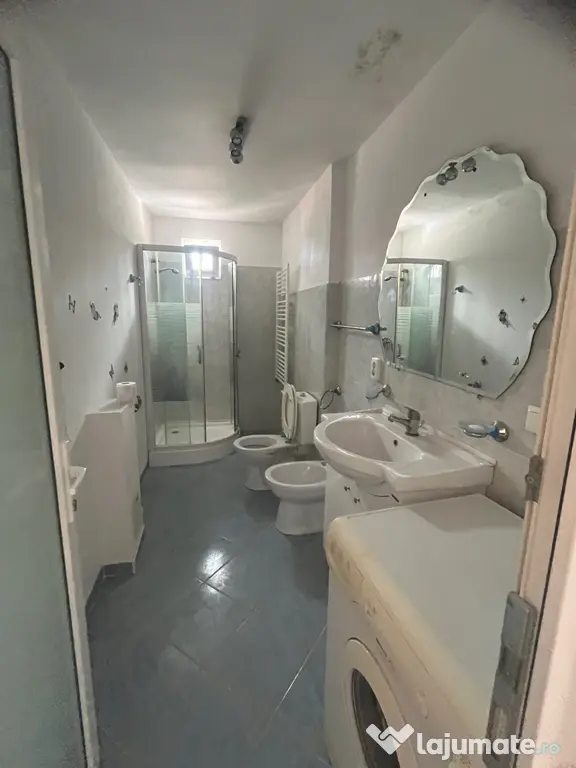 Schimb apartament 3 camere central