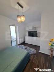 Se inchiriaza apartament cu 2 camere, recent renovat, parcar 