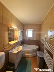 Se inchiriaza apartament cu 2 camere, recent renovat, parcar 