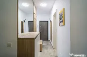 Plaza Mall- Lujerului, 2 camere, decomandat, 60 mp, etaj ...