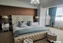 Apartament cu 4 camere, 170 mp, spatiu comercial, zona Belve
