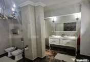 Apartament cu 4 camere, 170 mp, spatiu comercial, zona Belve
