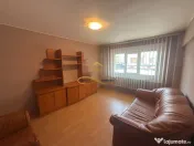 Apartament 3 camere de vanzare in Bacau strada Stefan cel...