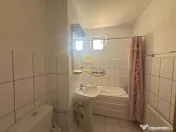Apartament 3 camere de vanzare in Bacau strada Stefan cel...