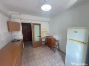 Apartament 3 camere de vanzare in Bacau strada Stefan cel...
