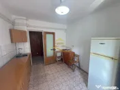 Apartament 3 camere de vanzare in Bacau strada Stefan cel... 