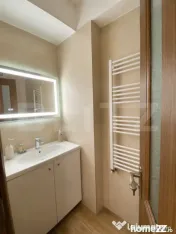 Apartament 2 camere, 2 băi, 70 mp, zona Tractorul