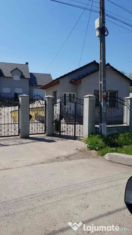 Vând casă și magazin comuna Grivița jud. Galați