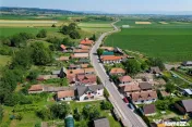FILM! Locuinta contemporana si rafinata, inteligent organiza 