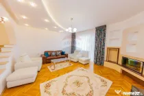 De vanzare casa tip duplex, în zona rezidentiala aprecia...