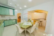 De vanzare casa tip duplex, în zona rezidentiala aprecia... 