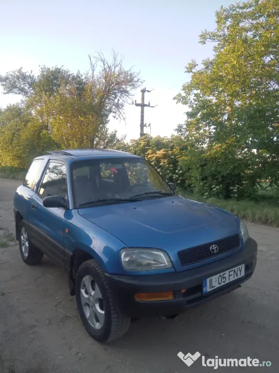Autoturism Toyota RAV4