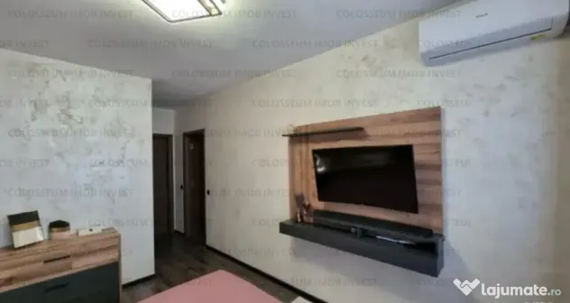 Apartament 2 camere, decomandat - zona Tractorul