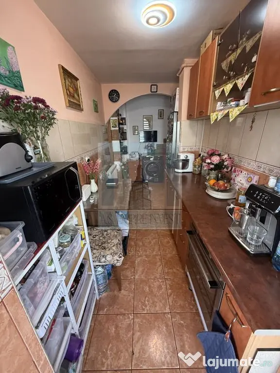 Apartament 2 camere, decomandat - Oras Codlea/Cartier Mă...