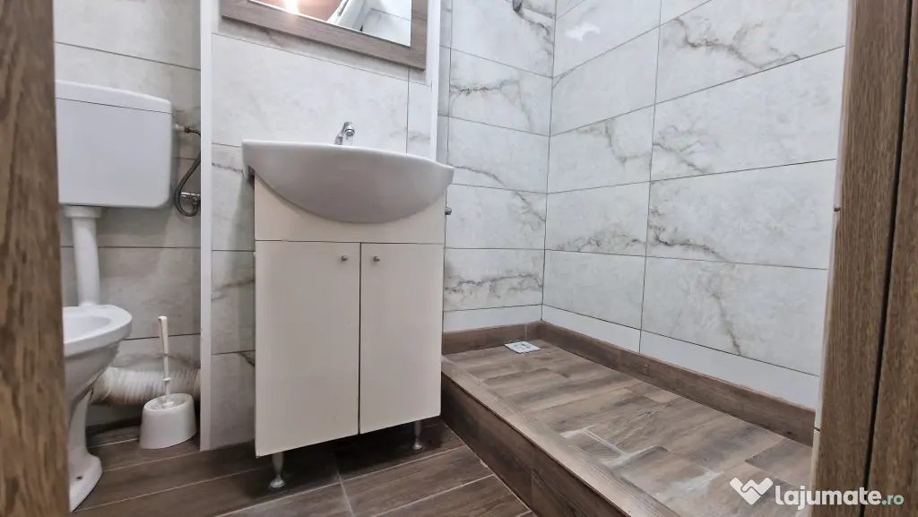 Garsonieră zona Uta, bloc renovat și izolat termic