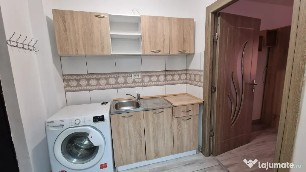Garsonieră zona Uta, bloc renovat și izolat termic