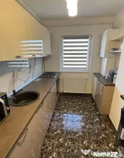Apartament 2 cam 60 mp, et.3, lift si parcare exterioara zona VIVO