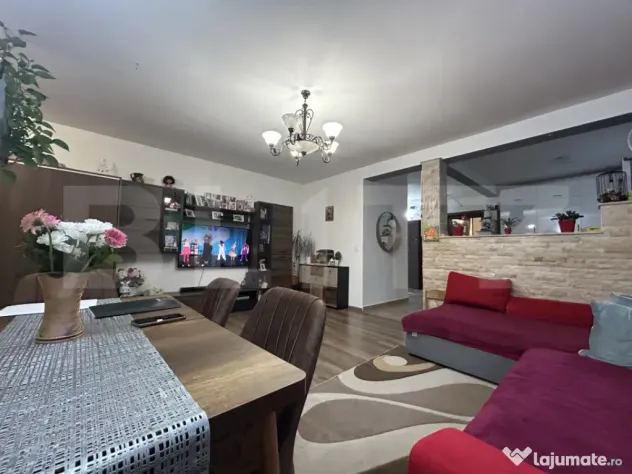 Apartament 3 camere, 68.90 mp, zona Gherla