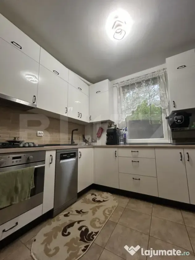 Apartament 3 camere, 68.90 mp, zona Gherla