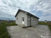 Casă de vânzare – Izvorul Rece
