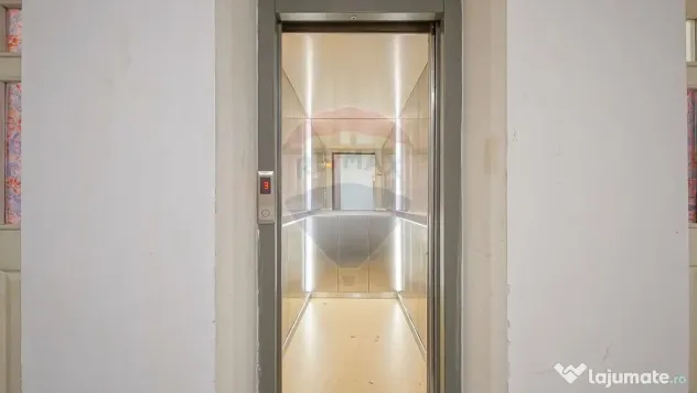 3 Camere Decomandat | Apus Spectaculos | Bulevardul Garii