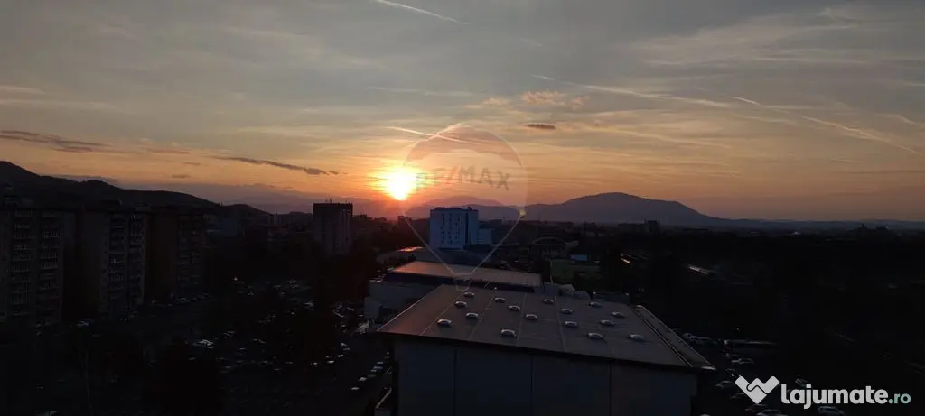 3 Camere Decomandat | Apus Spectaculos | Bulevardul Garii