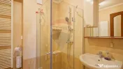 3 Camere Decomandat | Apus Spectaculos | Bulevardul Garii 