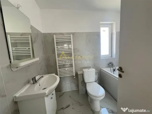 Casa tip duplex - 3 camere - 2 bai