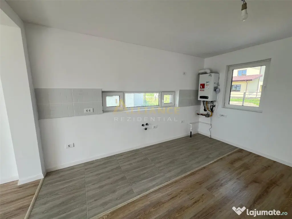 Casa tip duplex - 3 camere - 2 bai
