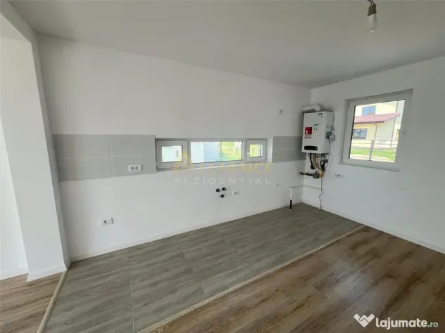 Casa tip duplex - 3 camere - 2 bai
