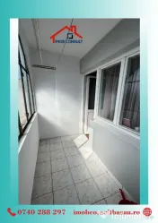 Garsonieră modernă cu balcon, centrală proprie, zona Gării – bloc cu 2 