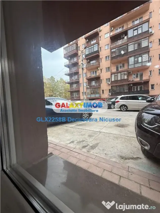Garsoniera mobilata Militari Residence 49.900 euro